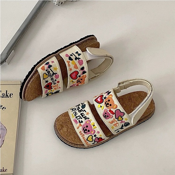 Cute Details Summer Fall Sandals Cute Shoes - Picture 2 of 3